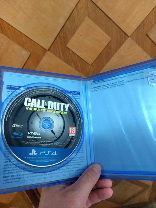 Jocuri ps4 The Crew 2 și Call Of Duty Infinite