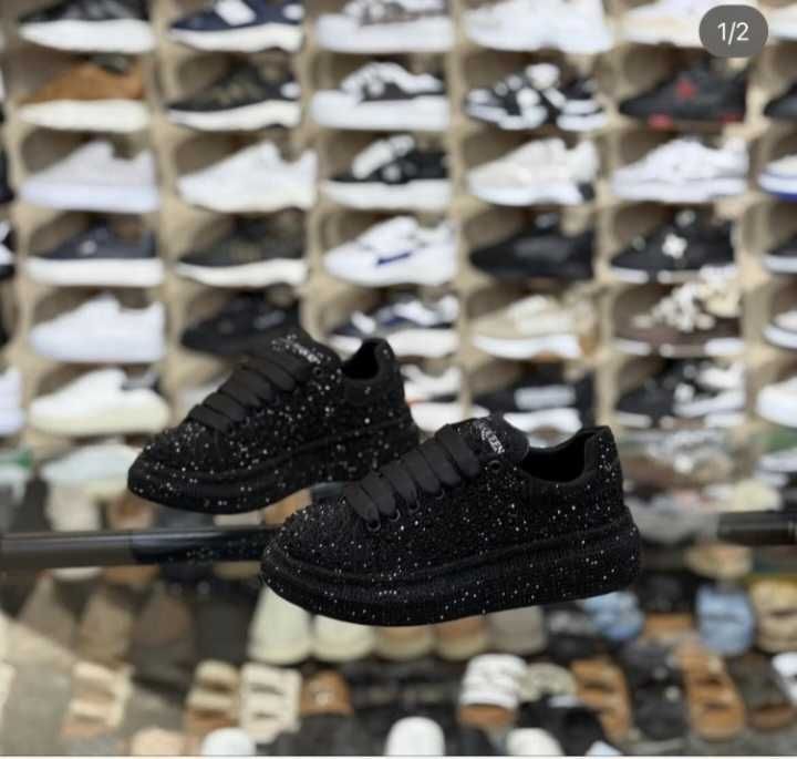 Дамски обувки сникърси McQueen