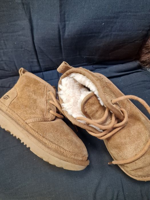 UGG детски боти номер  32.5