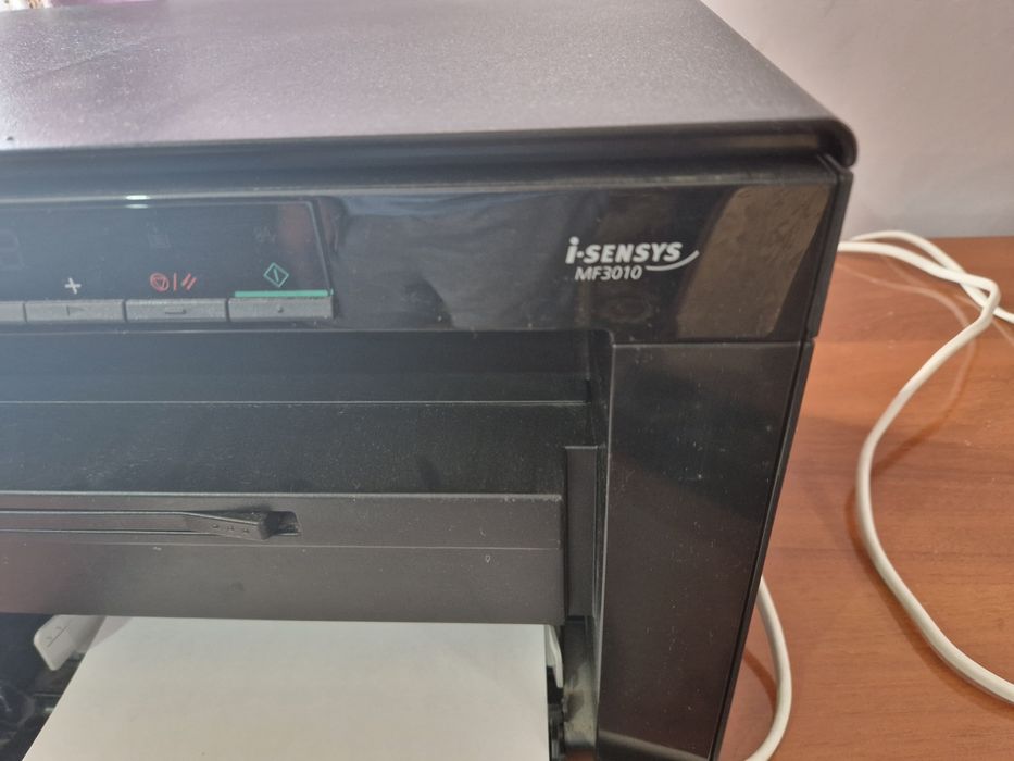 Продается принтер 3 в 1 канон