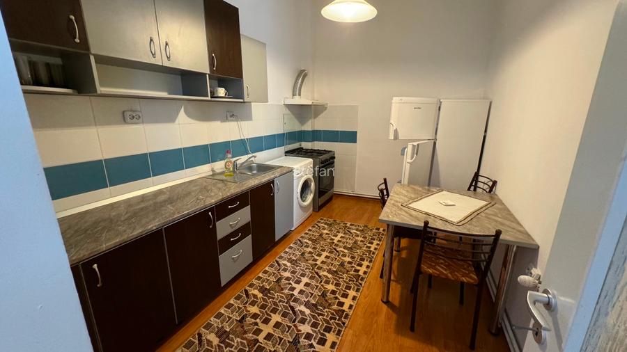 Apartament in Casa zona CBC/Farmec