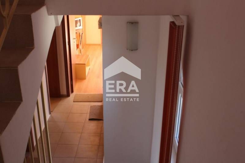 Дава се под наем Къща в с. Близнаци, Област Варна - 290 кв.м за 1000 € - Снимка #3