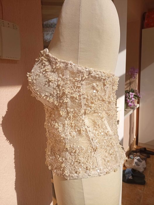 Официален корсет