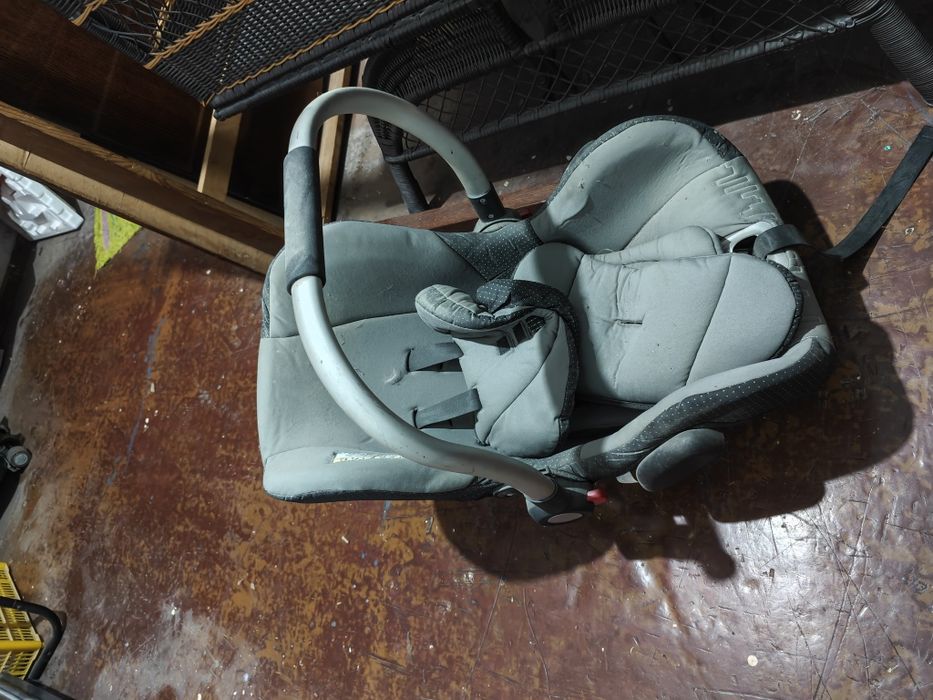 Детское автомобильное кресло.НЕДОРОГО