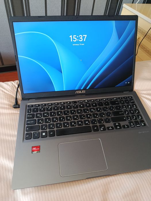 Asus новый почти