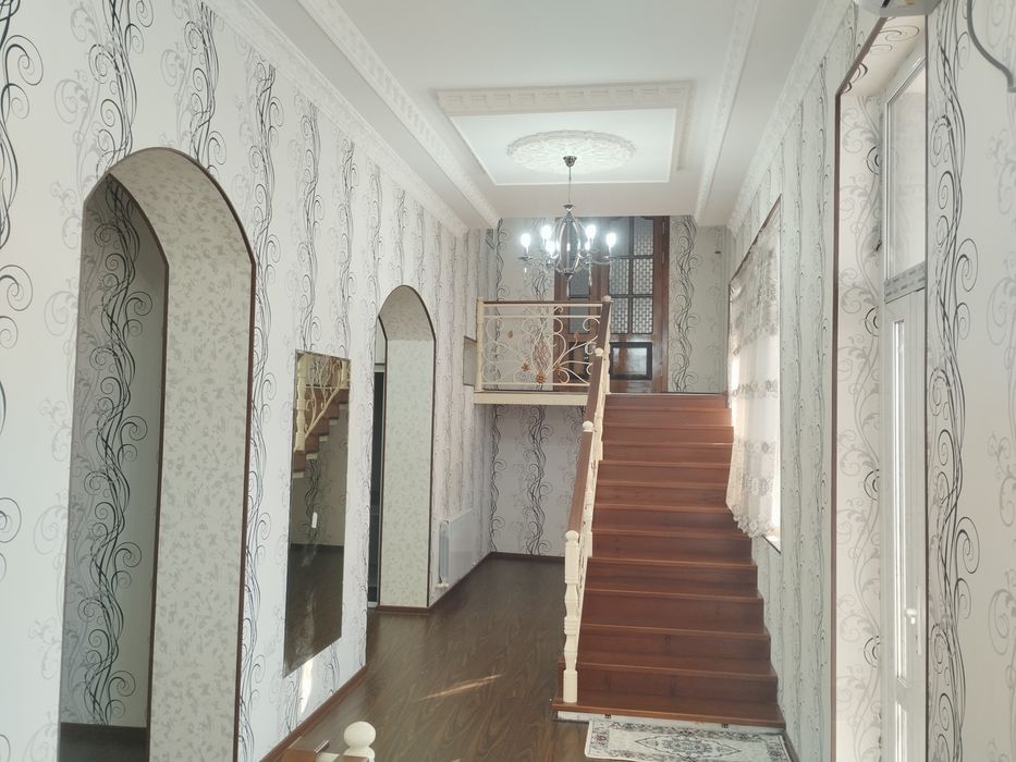 Продаются два соседних дома по 6 соток в М.Улугбекском районе