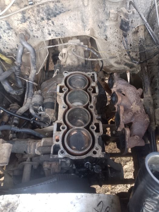 Vînd schimb Daihatsu Feroza