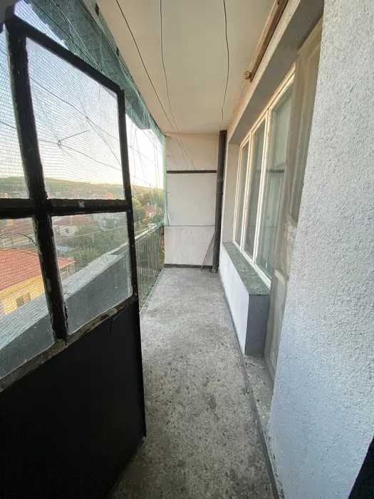 Продава се Тристаен апартамент в Карнобат - 82 кв.м за 799 €/кв.м - Снимка #4