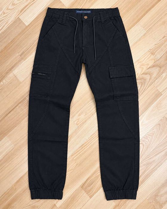 Pantaloni cargo Tommy Hilfiger bărbați negri, mărimea M, Made in USA