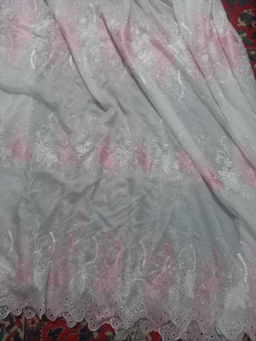 Продам  тюль бело-розовую