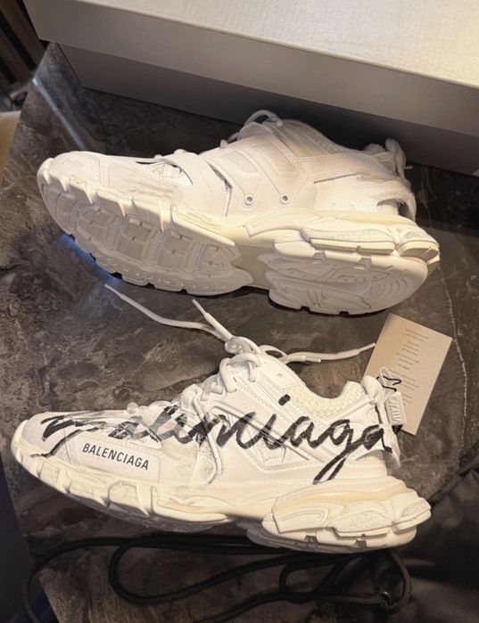 Balenciaga Track