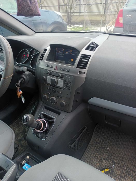 Opel Zafira B 1.9