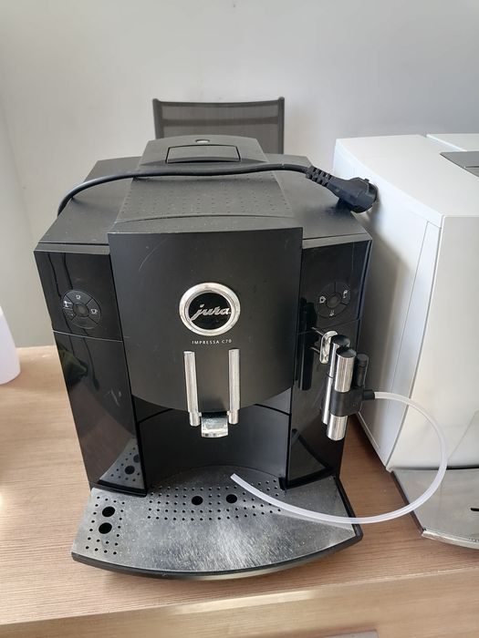 Repar aparate de cafea Philips, Saeco, Delonghi, Jura, etc.