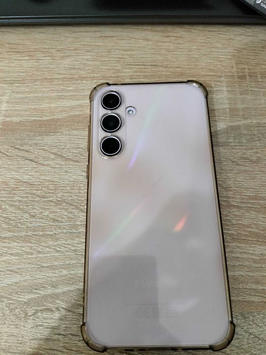Телефон Samsung A 35