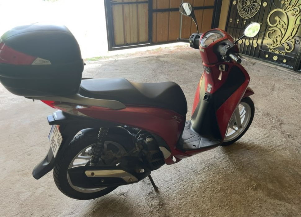 Scuter Honda Sh 125i înmatriculat