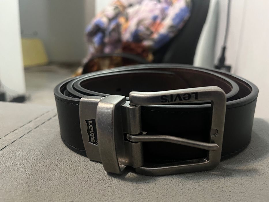 LEVI’S кожен колан