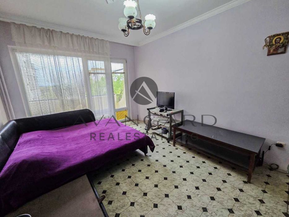 Продава се Тристаен апартамент в Пловдив, Тракия - 72 кв.м за 850 €/кв.м - Снимка #2