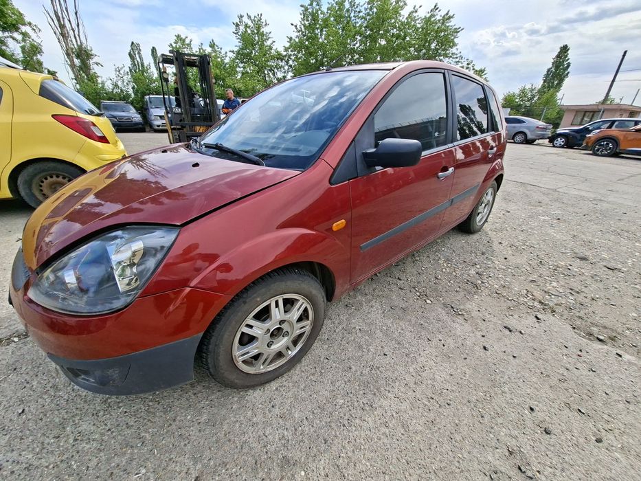Dezmembrez Ford Fiesta 1.3 B 1.4B 2007  FXJA A9JA