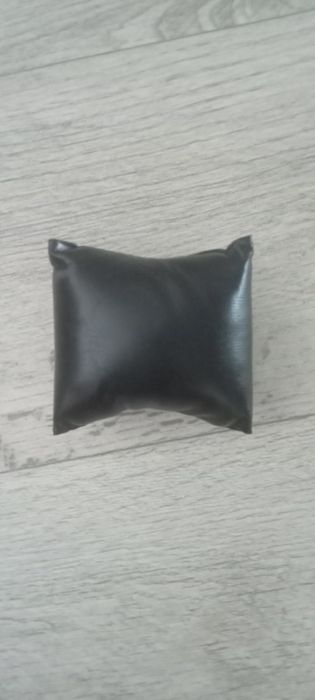 Продам наручные мужские часы