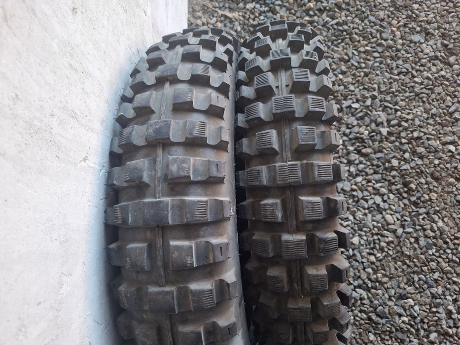 Продам резину на мотоцикл