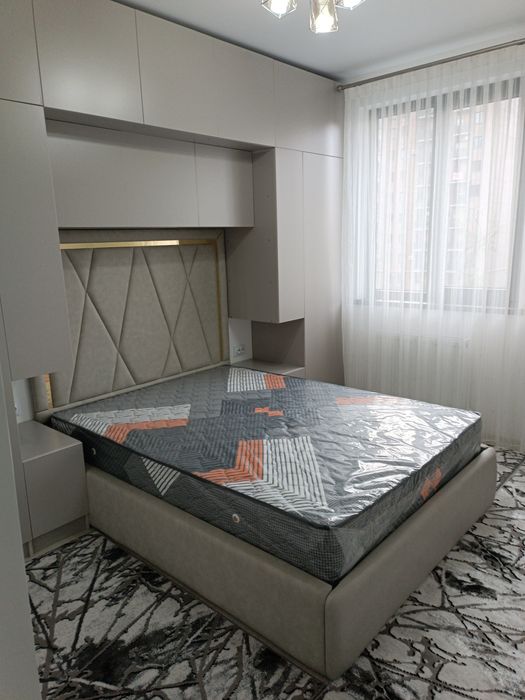 Продаётся 2 комнатная квартира ассалом хаво третий  этаж девяти этажка