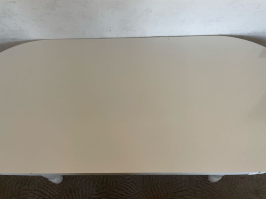 Продам  стол со стульями