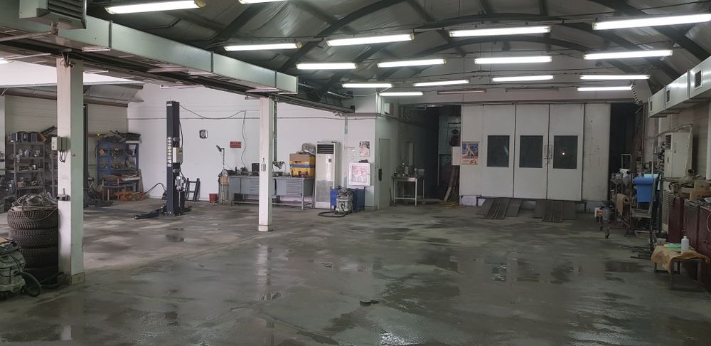 Хале-автобояджийски сервиз