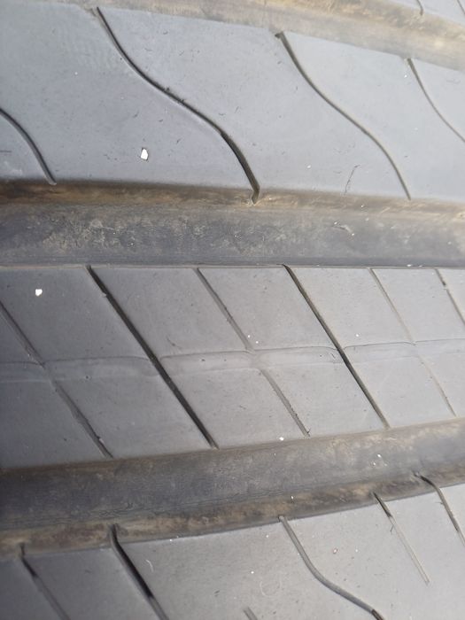 Гуми 235/50/19 Гудиар