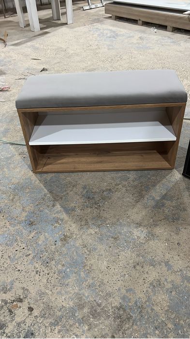 Тумба для обуви. достовка до двери