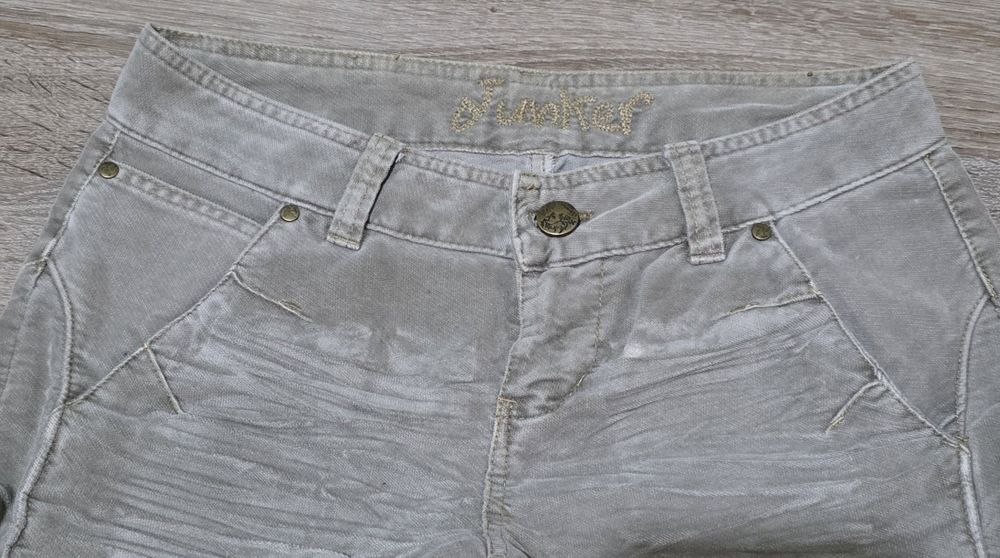 Pantaloni  damă evazați 29