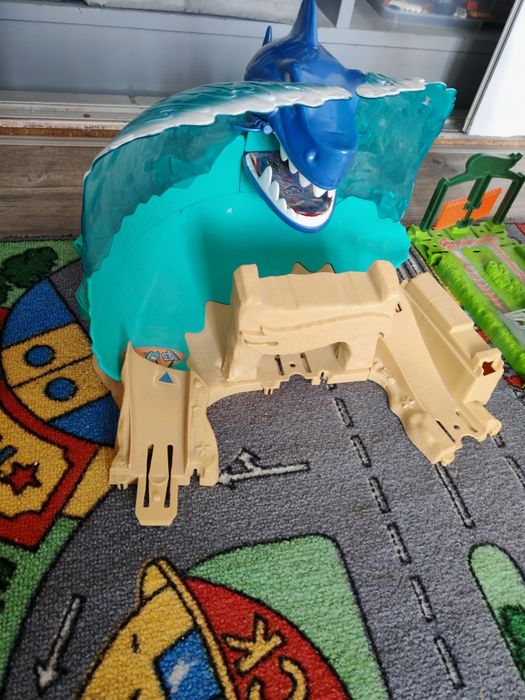 Hot weels писти и колички