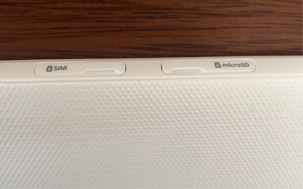 Планшет Samsung Galaxy Tab E