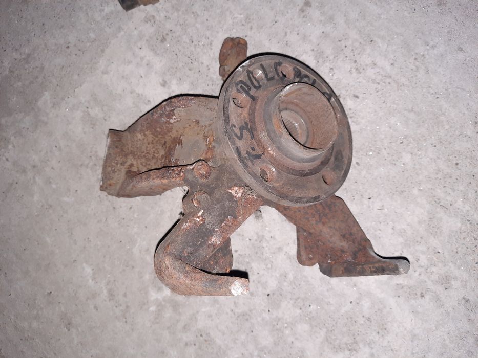 Fuzeta fata stanga WV Polo