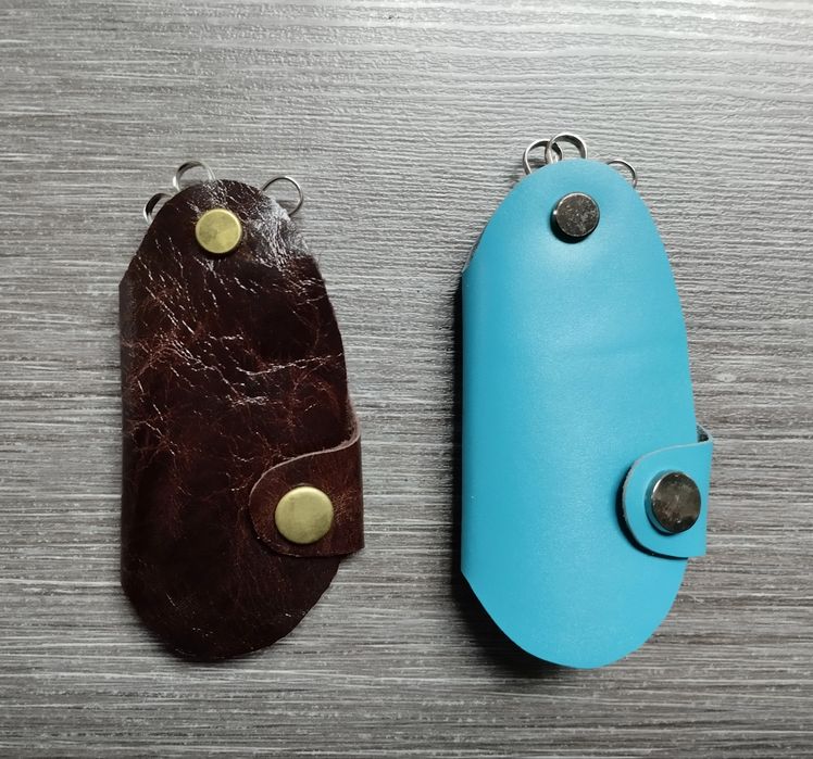 Ключница кожаная