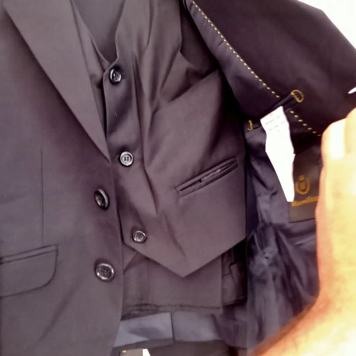 Внимание ликвидация , закрытие  магазина распродажа Школьня форма для