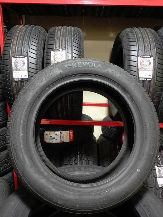 Lassa Revola 215/50 R17 95W XL