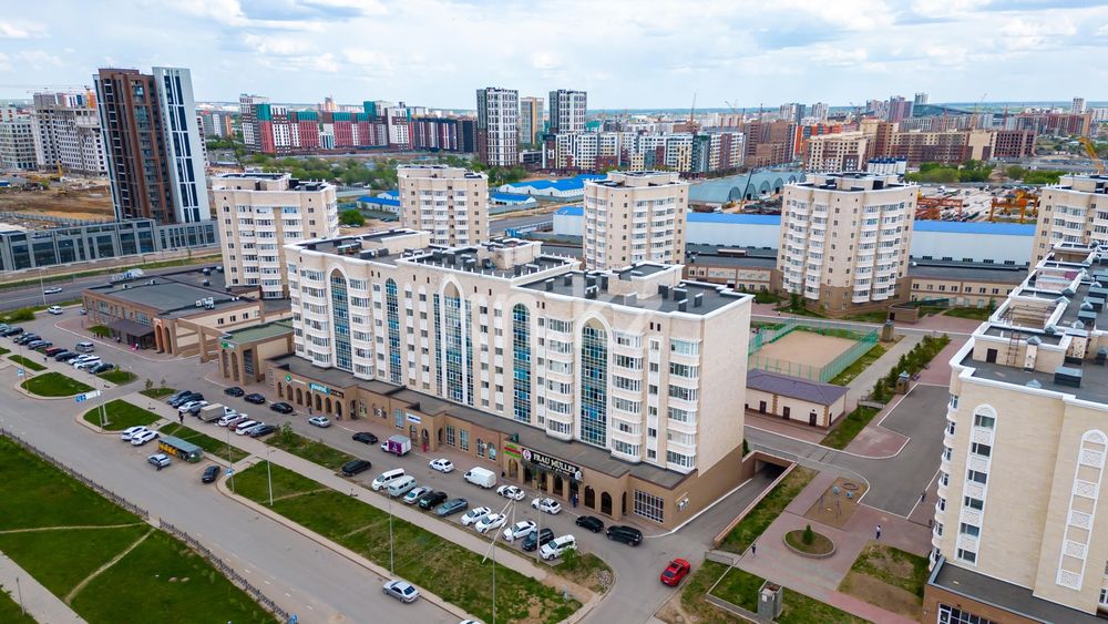 Евродвушка 57. 9 кв.м 8/9 этаж.