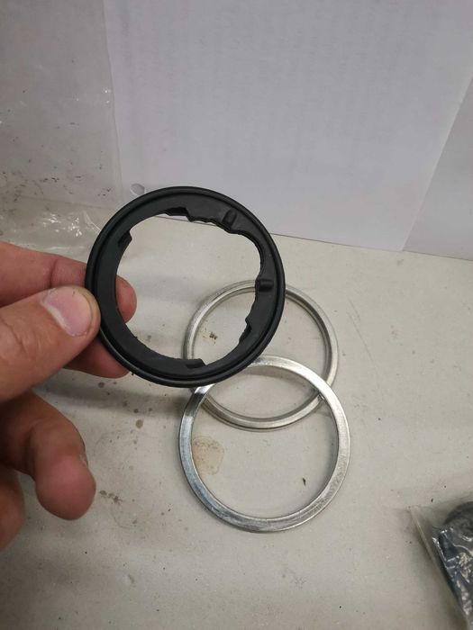 AEM fuel pump 320L / Горивна помпа 320л