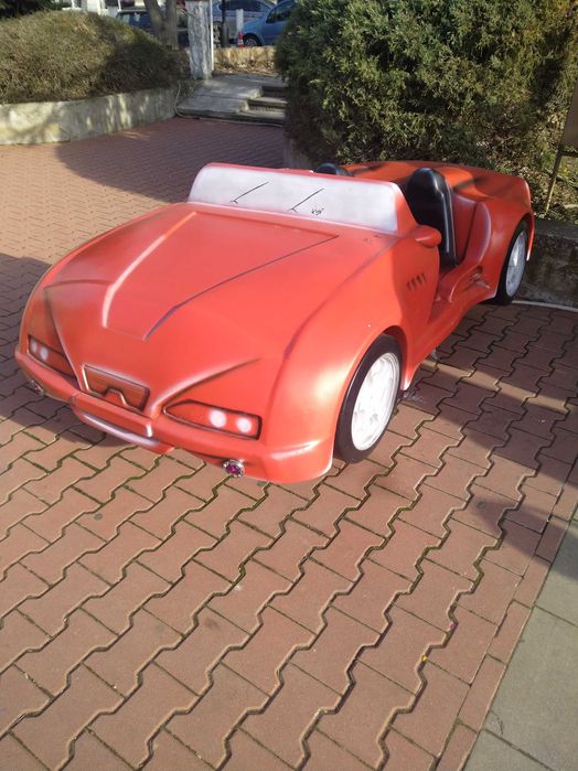 Клатушки детски атракциони кран въртележка карусел