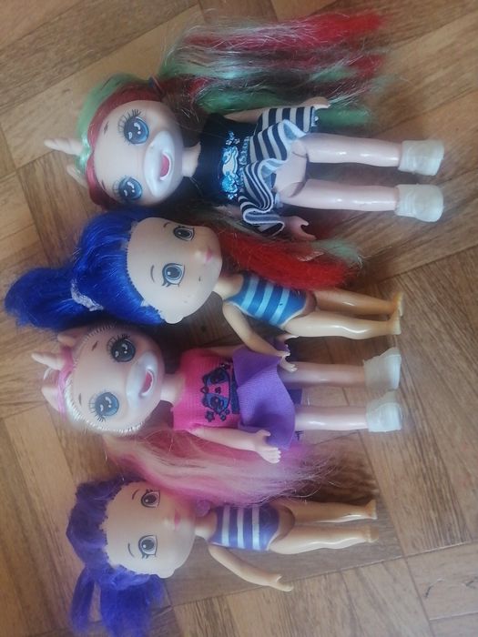 Сумочки, игрушки