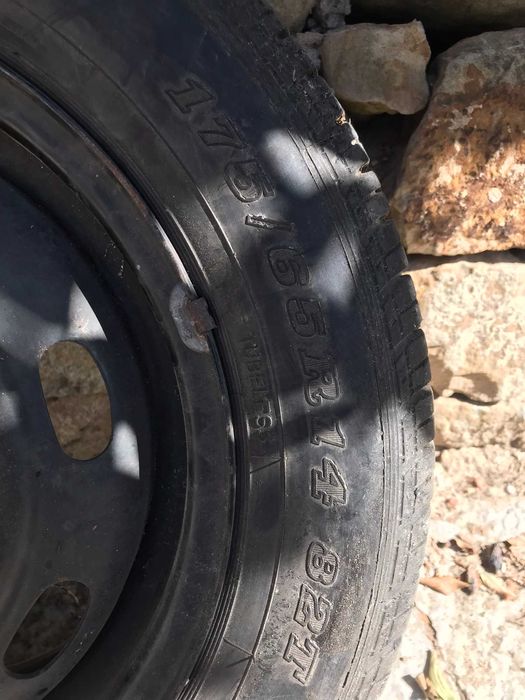 1бр Гума с джанта Ровър 200 гр. Велико Търново Акация • OLX.bg