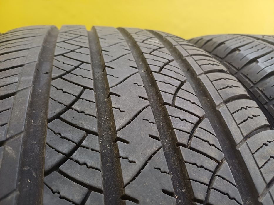 Шины 265/45 R20 Maxtrek комплект.