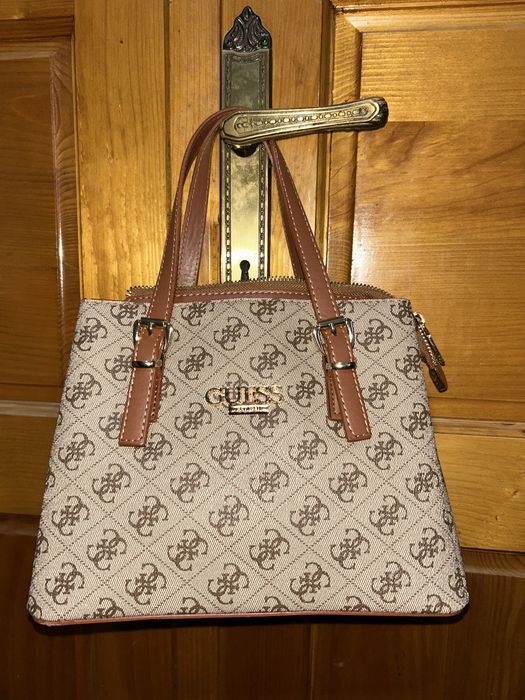 Genti guess, Marc Jacobs etc