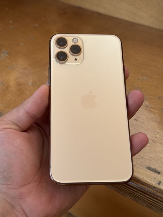 Iphone 11 pro в средним состоянии