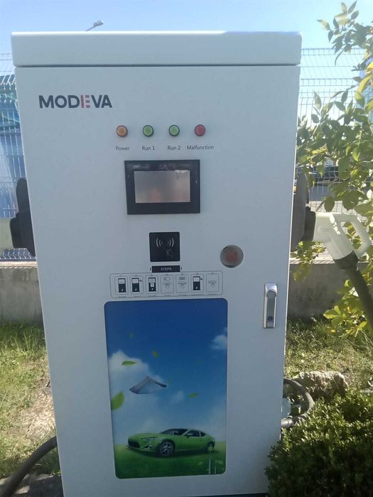 Бързозарядна DC станция за автомобили- 60 Kw