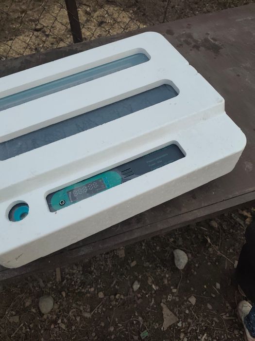 Продам инкубатор