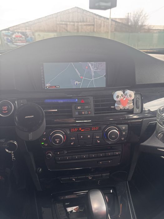 BMW 320xd Touring 2.0d 184CP xDrive | Automată | 2011