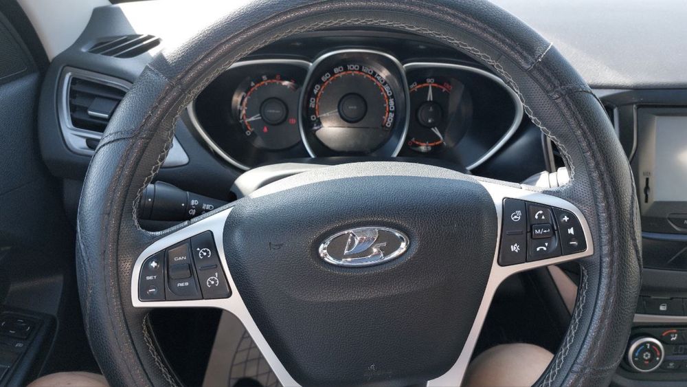 Продам BA3 (Lada) Vesta SW, 2020 года