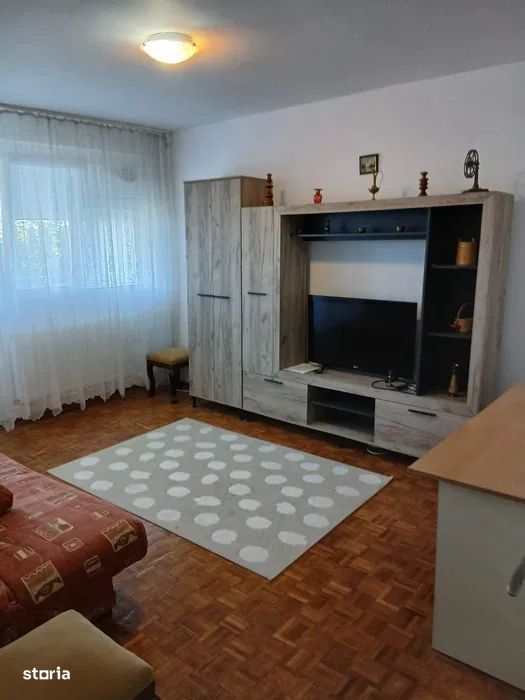 Ap. 2 Camere- Eroii Revolutiei, Bloc Reabilitat, Renovat, Modern — fotografia 1
