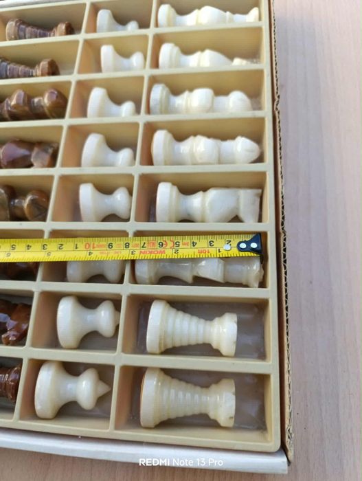 Луксозен Шах от Алабастър